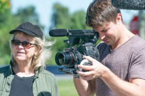 Filmmaker and clinical psychologist Jan Haaken talks about her documentaries on climate change resistors. Filmmaker and clinical psychologist Jan Haaken talks about her documentaries on climate change resistors with S.W. Conser on Words and Pictures on KBOO Community Radio.